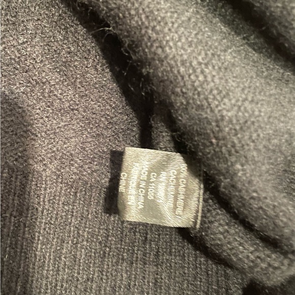 Black Cashmere Cardigan - Picture 5 of 6